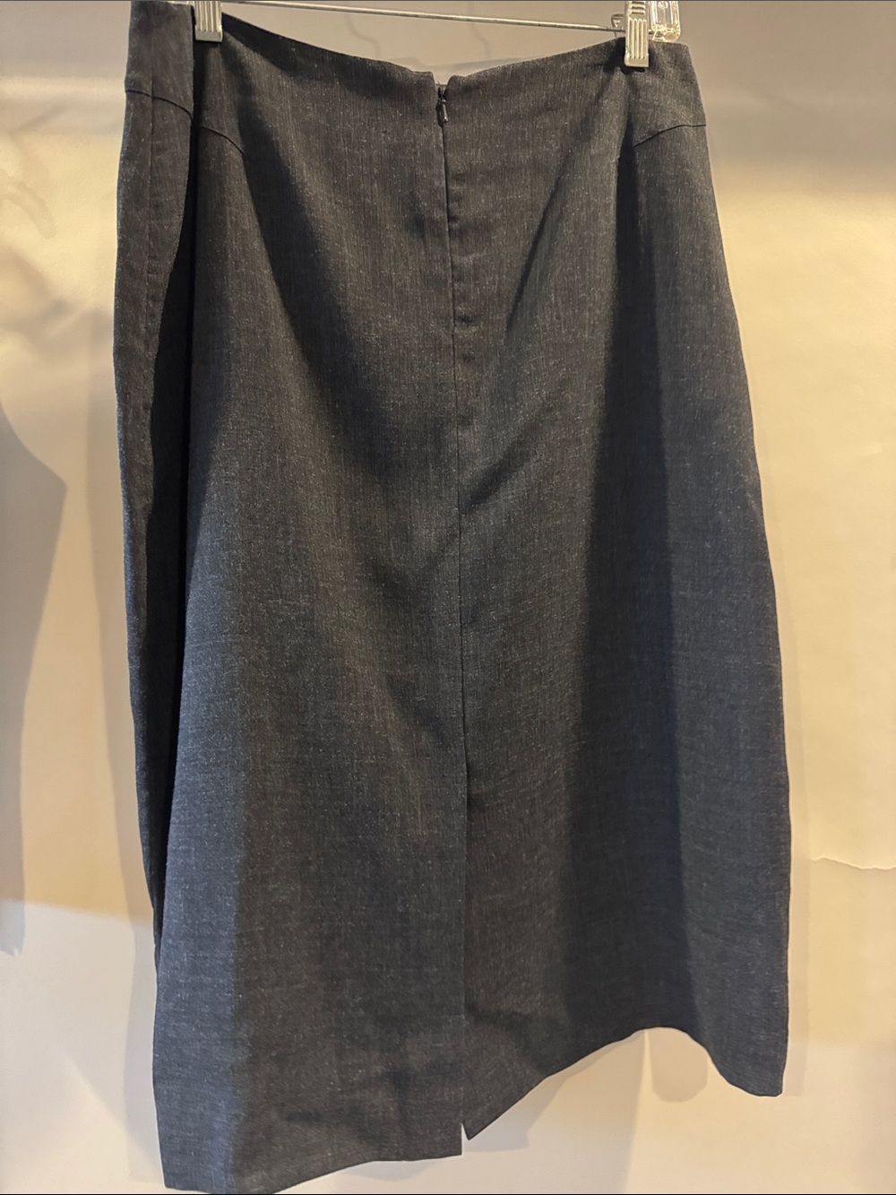 Liz Claiborne Dark Grey Denim-Look Skirt Set with Pink Bud Embroidery - Picture 7 of 9